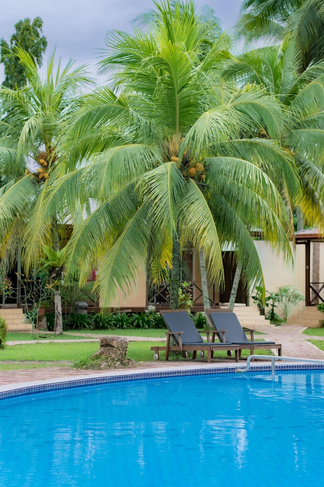 Langkah Syabas Beach Resort Kinarut Kültér fotó