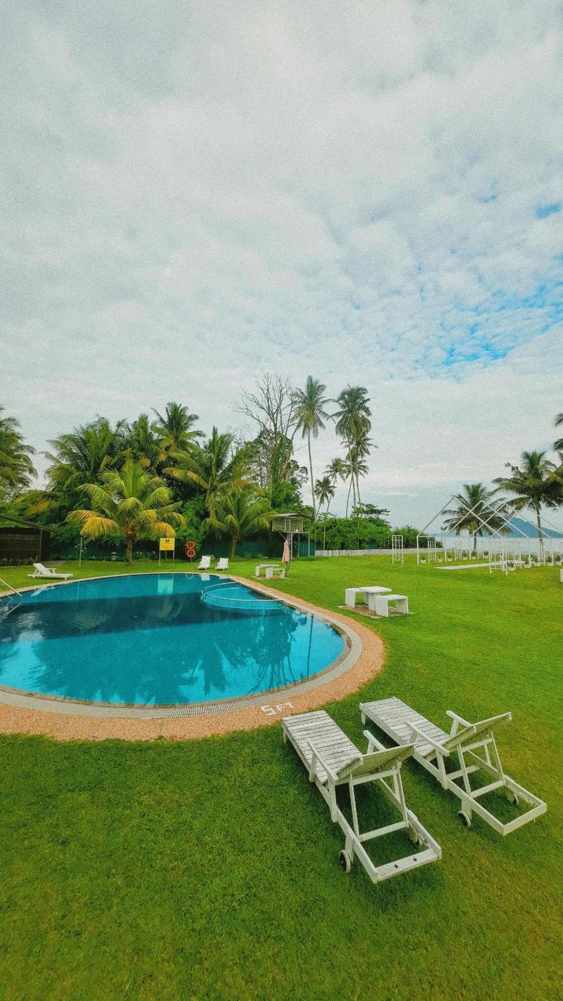 Langkah Syabas Beach Resort Kinarut Kültér fotó