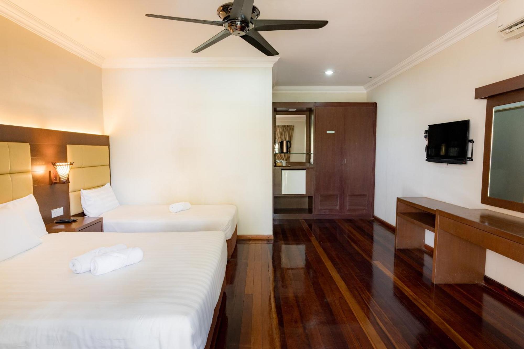 Langkah Syabas Beach Resort Kinarut Kültér fotó